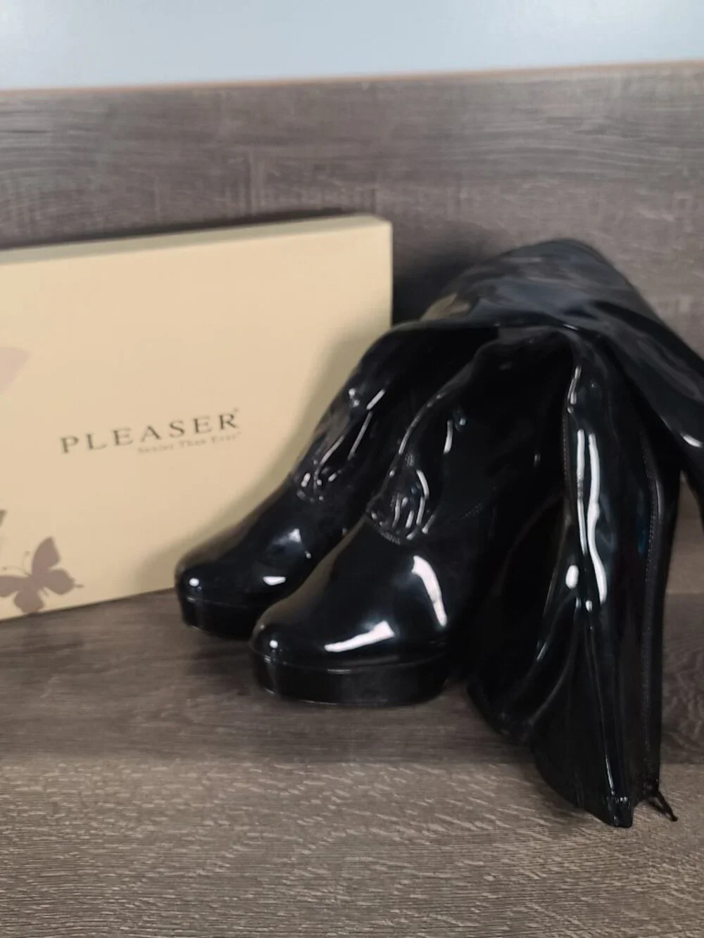 Pleaser Black Knee High Electra 2000Z Boots Size 16M